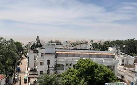 Hotel Marine Blue !! Beach Distance 50 Mts !!